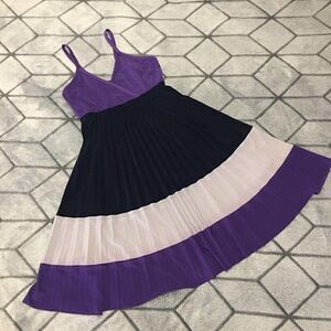 UN DEUX TROIS Dress Size 7